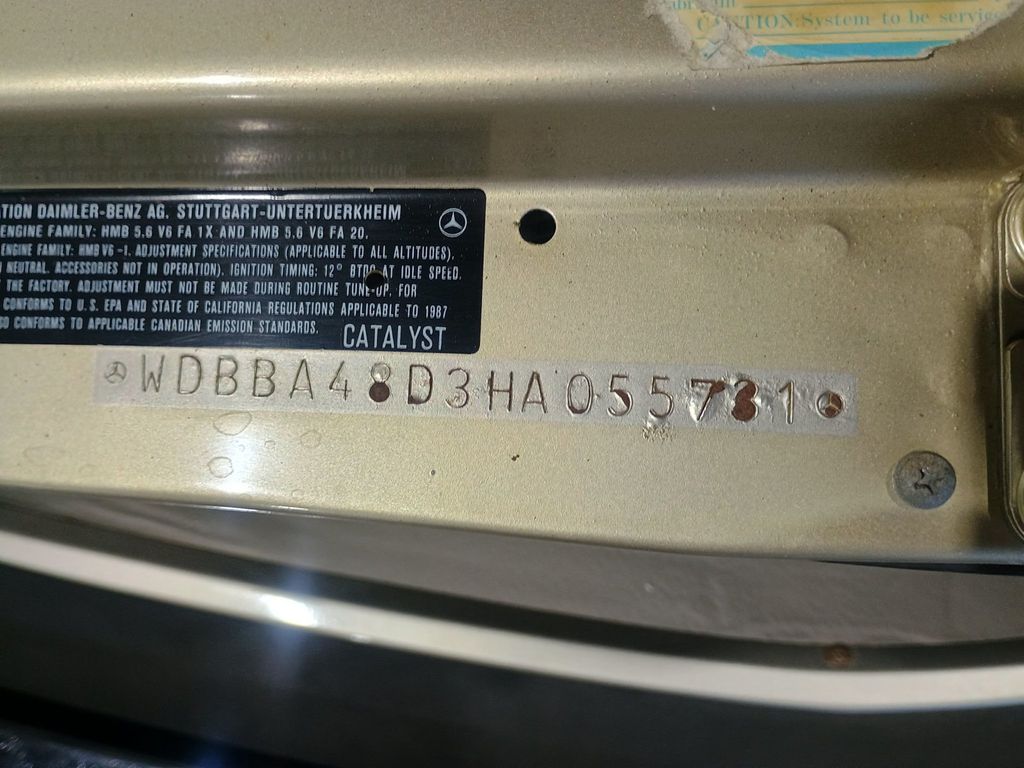 1987 Mercedes-Benz 560 SL 1 Owner Clean Carfax - 22969904 - 52