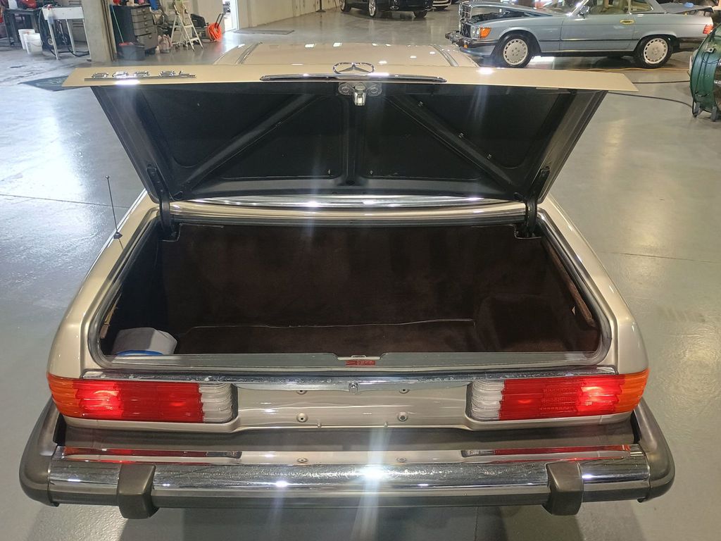 1987 Mercedes-Benz 560 SL 1 Owner Clean Carfax - 22969904 - 54