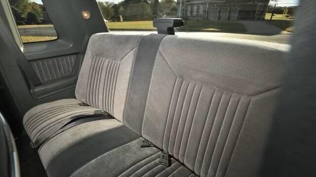 1987 Oldsmobile Cutlass Base 2dr Coupe - 22984928 - 23