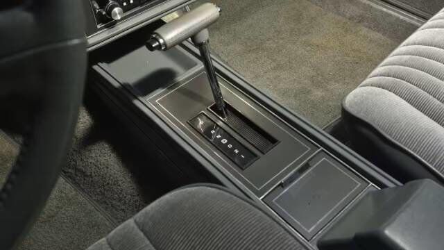 1987 Oldsmobile Cutlass Base 2dr Coupe - 22984928 - 26