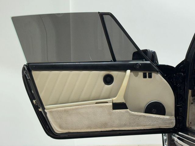 1987 Porsche 911 1987 PORSCHE 911 TARGA CARRERA - 22963953 - 27