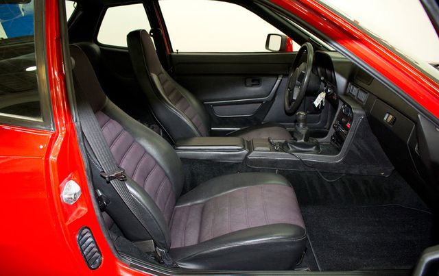 1987 Porsche 924 S - 20317029 - 21