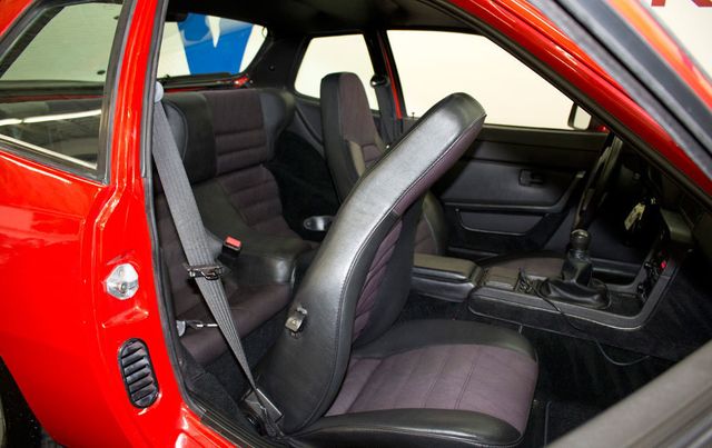 1987 Porsche 924 S - 20317029 - 24