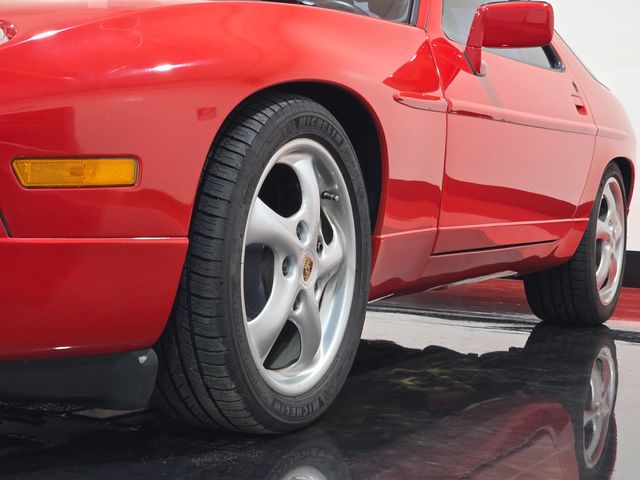 1987 Porsche 928 S4 - 23065153 - 12