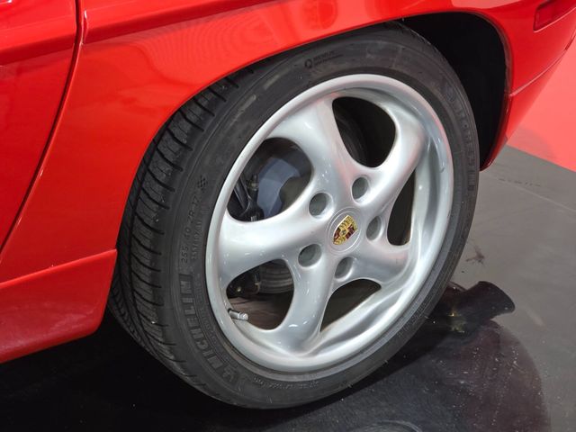 1987 Porsche 928 S4 - 23065153 - 30