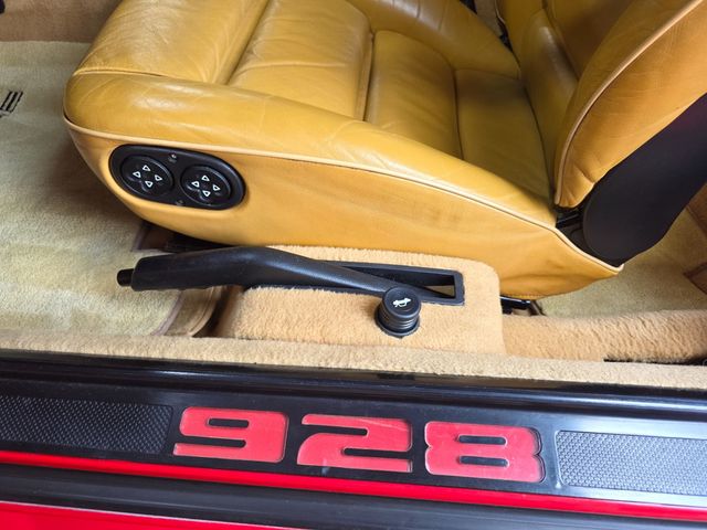 1987 Porsche 928 S4 - 23065153 - 57
