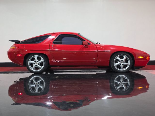 1987 Porsche 928 S4 - 23065153 - 5