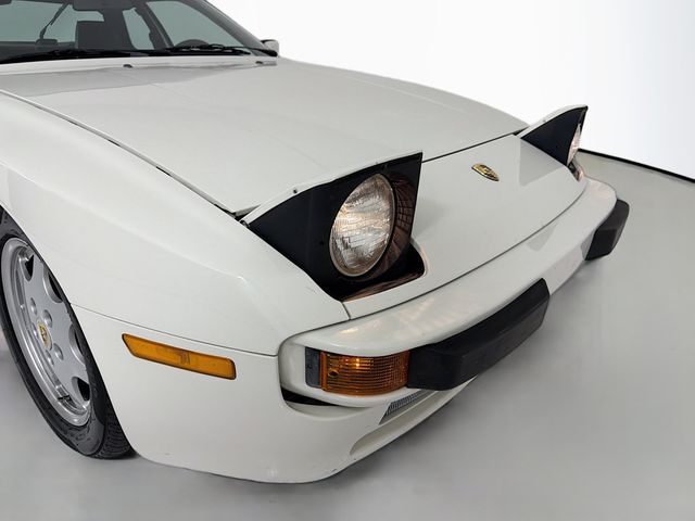 1987 Porsche 944 Base Trim - 23024821 - 12