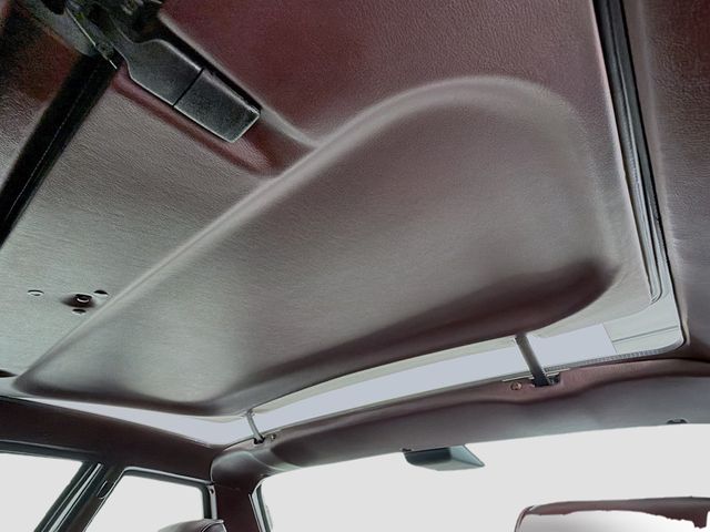 1987 Porsche 944 Base Trim - 23024821 - 20