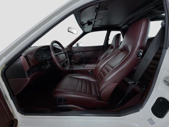 1987 Porsche 944 Base Trim - 23024821 - 4