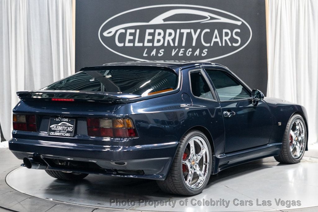 1987 Porsche 944 photo 3