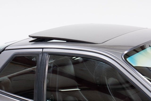 1987 Porsche 944 S  - 22109213 - 17