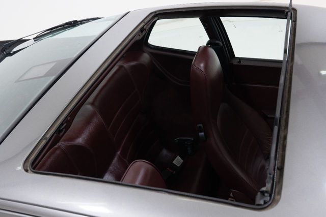 1987 Porsche 944 S  - 22109213 - 20