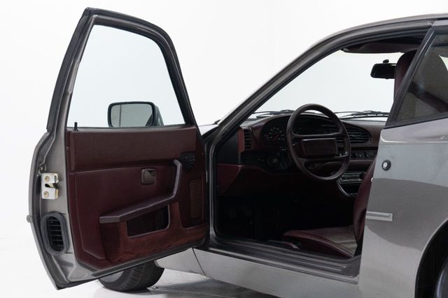 1987 Porsche 944 S  - 22109213 - 39