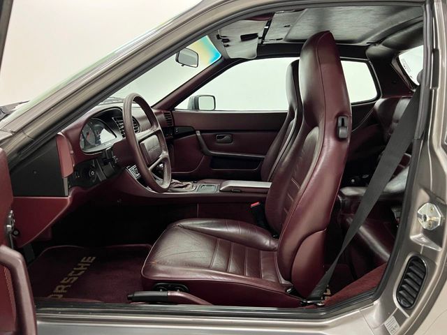 1987 Porsche 944 S  - 22109213 - 44