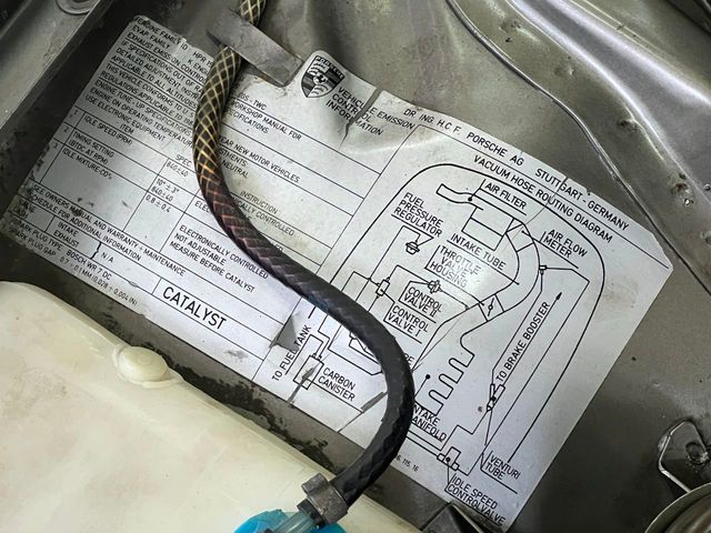 1987 Porsche 944 S  - 22109213 - 93