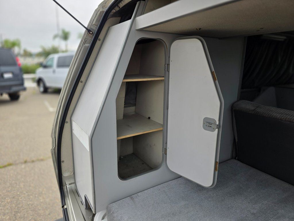 1987 Volkswagen Vanagon GL Camper - 22984862 - 11