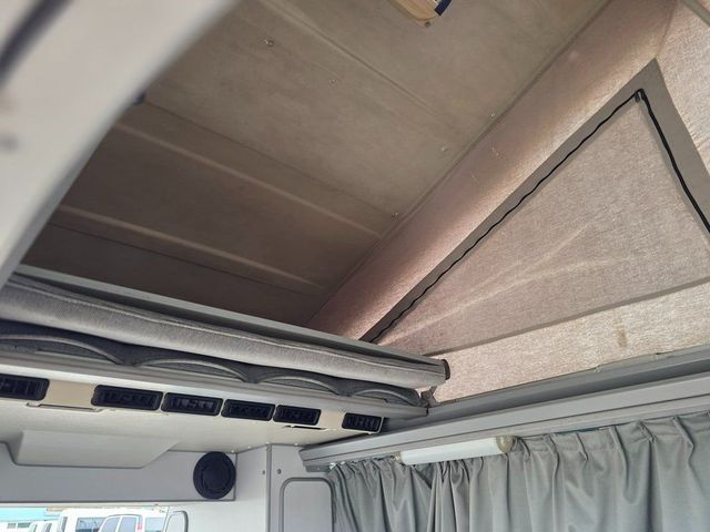 1987 Volkswagen Vanagon GL Camper - 22984862 - 20