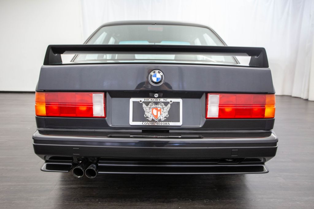 1988 BMW M3  - 22127067 - 32