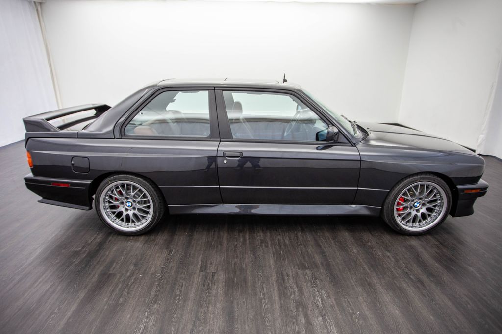 1988 BMW M3  - 22127067 - 5