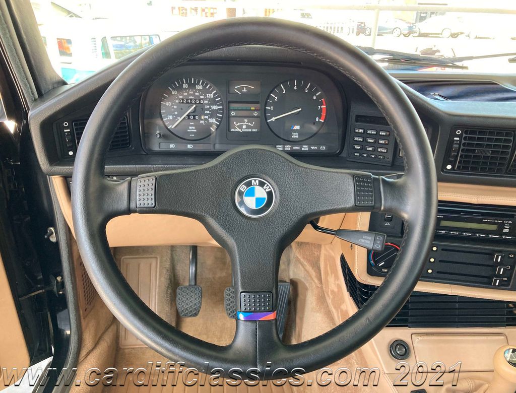 1988 BMW M5  - 21011837 - 13