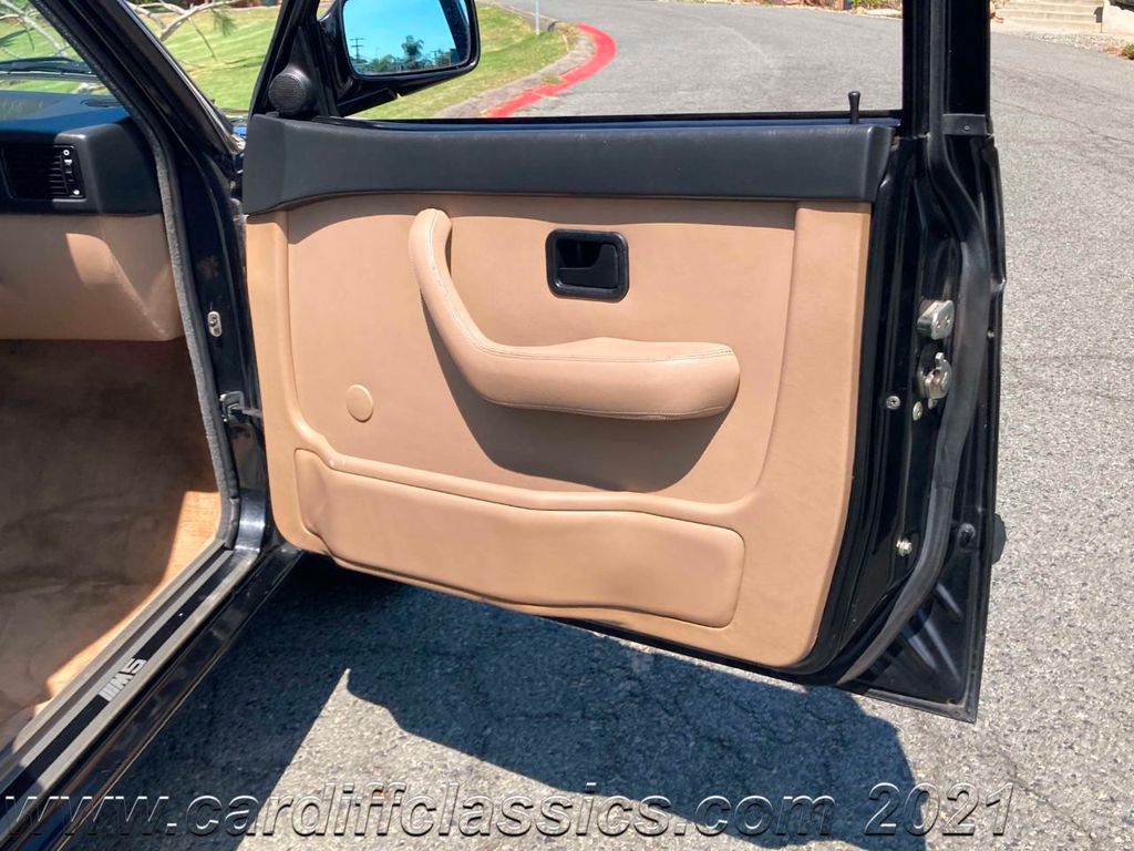 1988 BMW M5  - 21011837 - 19