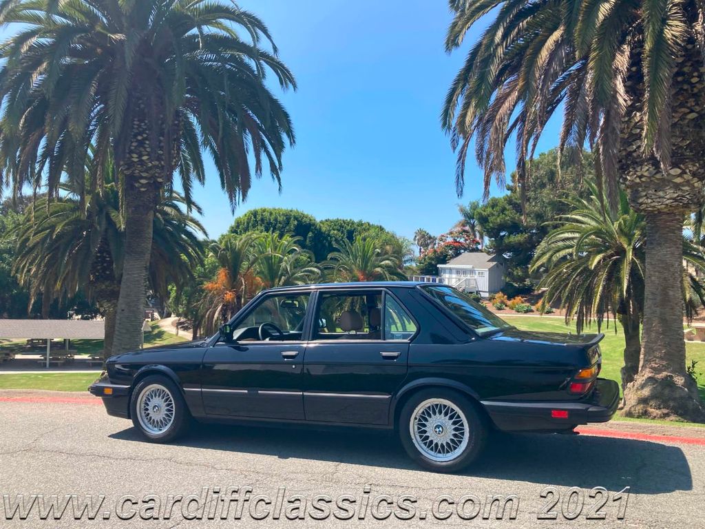 1988 BMW M5  - 21011837 - 32