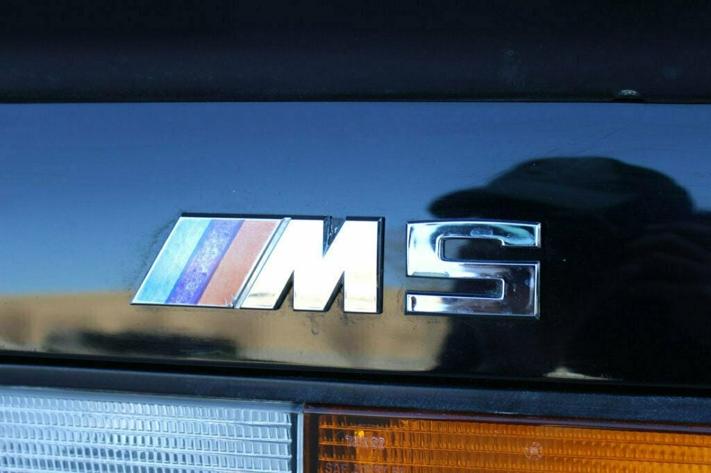 1988 BMW M5 Very RARE Collectible 5 Speed MANUAL Fast 615-300-6004 - 22788038 - 19