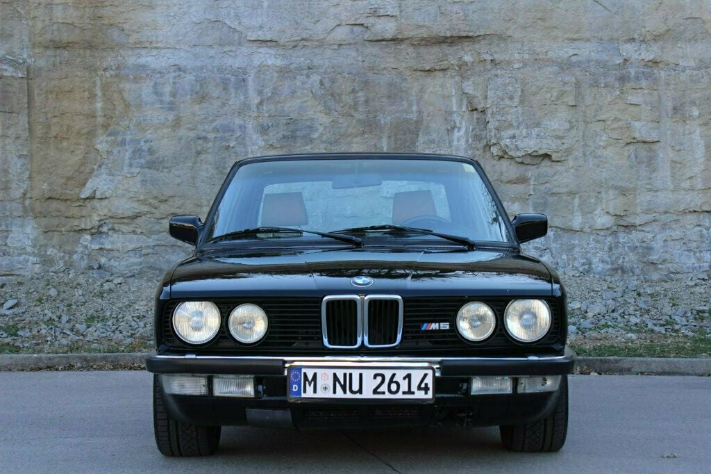 1988 BMW M5 Very RARE Collectible 5 Speed MANUAL Fast 615-300-6004 - 22788038 - 4