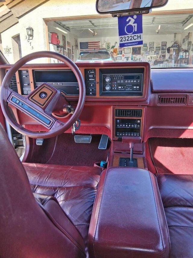 1988 Cadillac Eldorado Base 2dr Coupe - 22985777 - 25