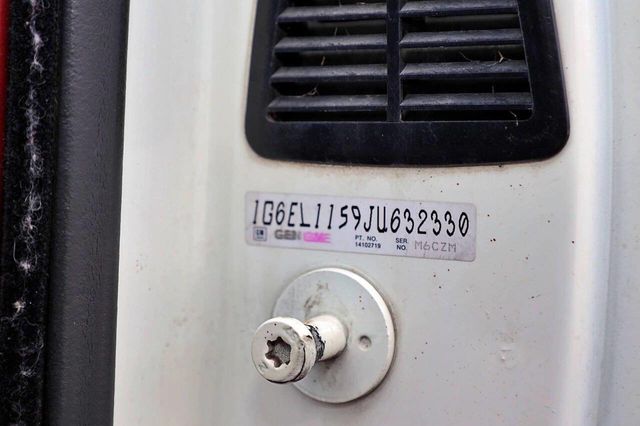 1988 Cadillac Eldorado FROM ARIZONA - SNOW WHITE - NICE CADDY - 22985777 - 18