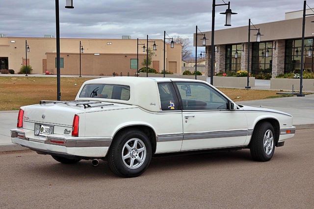 1988 Cadillac Eldorado FROM ARIZONA - SNOW WHITE - NICE CADDY - 22985777 - 2
