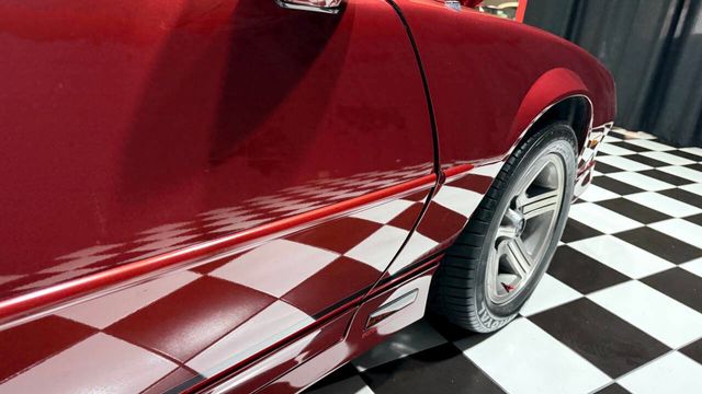 1988 Chevrolet Camaro IROC Z 2dr Convertible - 22894760 - 23