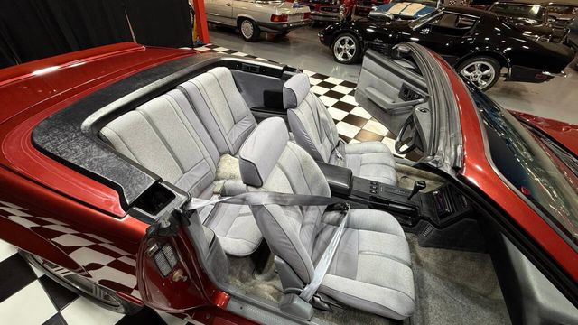 1988 Chevrolet Camaro IROC Z 2dr Convertible - 22894760 - 31