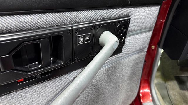 1988 Chevrolet Camaro IROC Z 2dr Convertible - 22894760 - 52