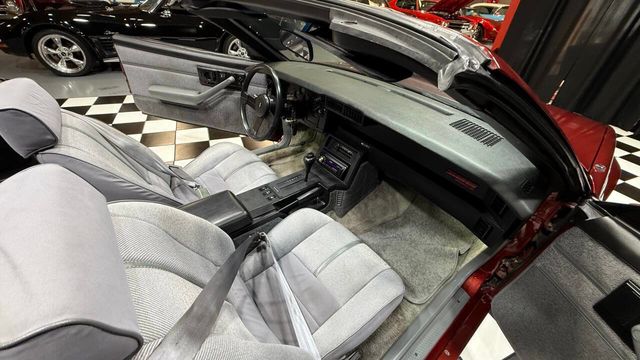 1988 Chevrolet Camaro IROC Z 2dr Convertible - 22894760 - 53