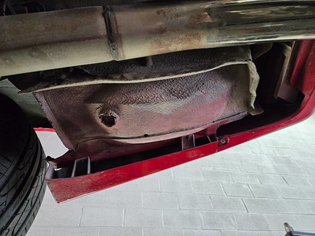 1988 Chevrolet Camaro IROC Z 2dr Hatchback - 22954426 - 3