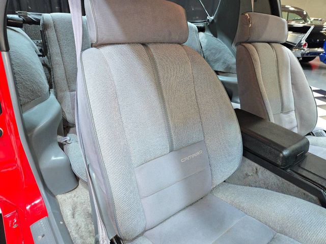 1988 Chevrolet Camaro IROC Z 2dr Hatchback - 22954426 - 88