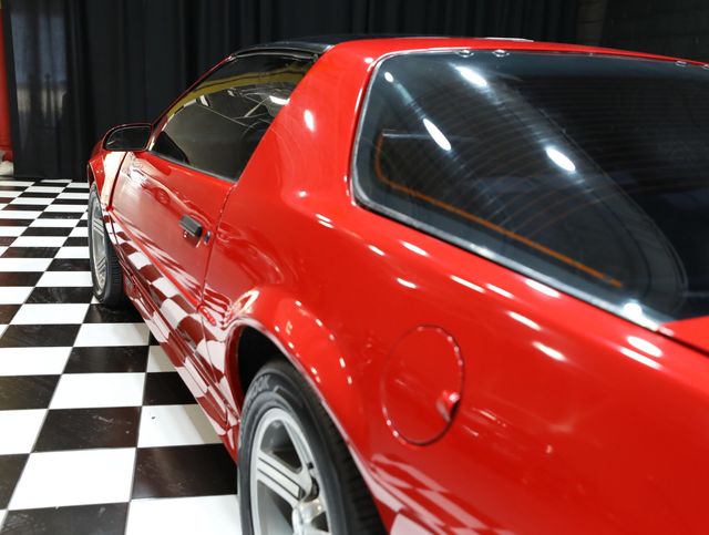 1988 Chevrolet Camaro IROC Z 2dr Hatchback - LOW MILES - 22974819 - 24