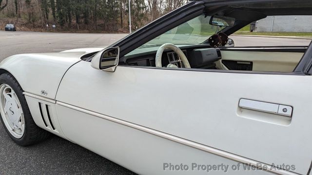 1988 Chevrolet Corvette 35th Anniversary Edition - 21885083 - 23