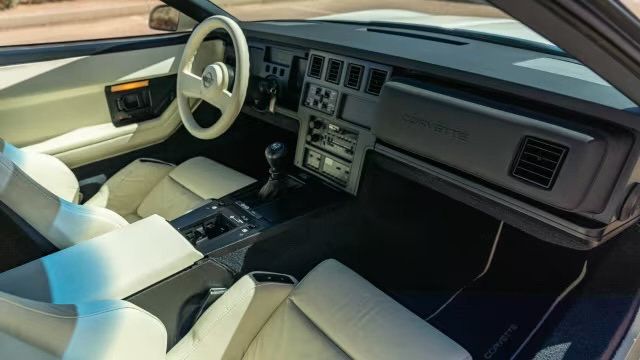 1988 Chevrolet Corvette ONLY 5k MILES - 35th Anniversary - 23001770 - 13