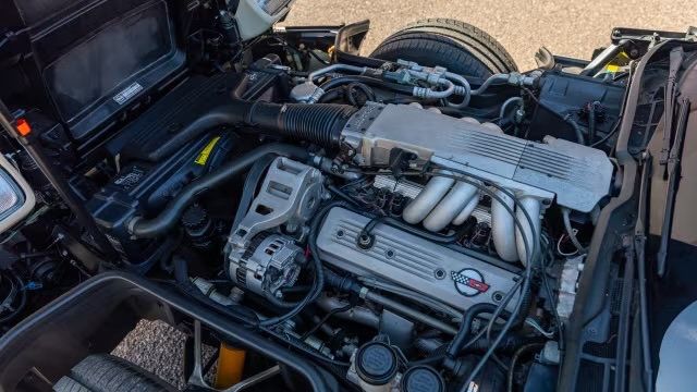 1988 Chevrolet Corvette ONLY 5k MILES - 35th Anniversary - 23001770 - 24