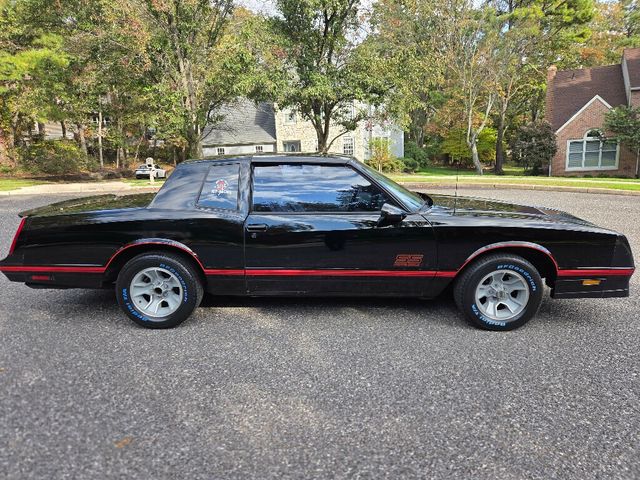 1988 Chevrolet Monte Carlo Base Trim - 22937463 - 5