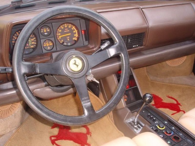 1988 Ferrari Testarossa Base Trim - 2848747 - 10