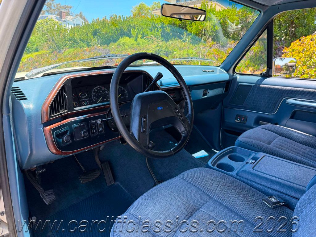1988 Ford Bronco XLT  - 23026305 - 1