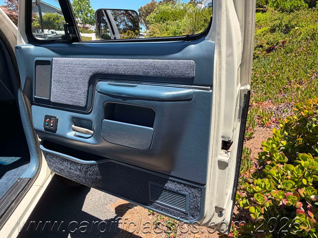 1988 Ford Bronco XLT  - 23026305 - 27