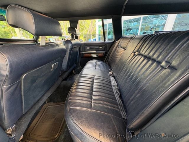1988 Ford Crown Victoria Base 4dr Wagon - 23051502 - 30