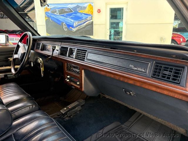 1988 Ford Crown Victoria Base 4dr Wagon - 23051502 - 38