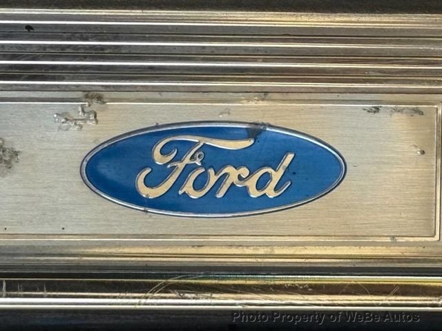 1988 Ford Crown Victoria Base 4dr Wagon - 23051502 - 42
