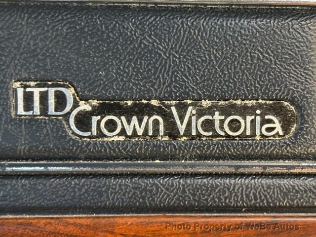1988 Ford Crown Victoria Base 4dr Wagon - 23051502 - 43